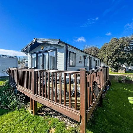 Beautiful Caravan For Hire With A Partial Sea View In Suffolk Ref 32042Az Lowestoft Exterior foto